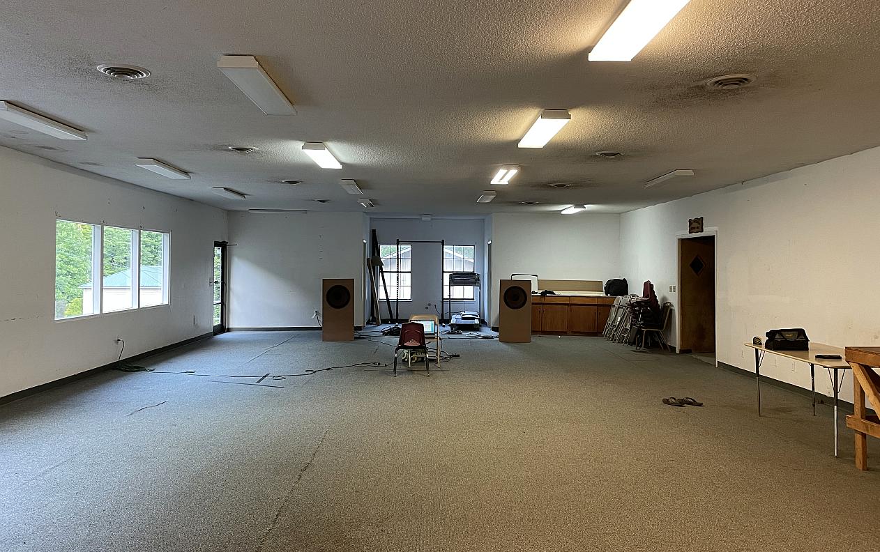 room far.jpg