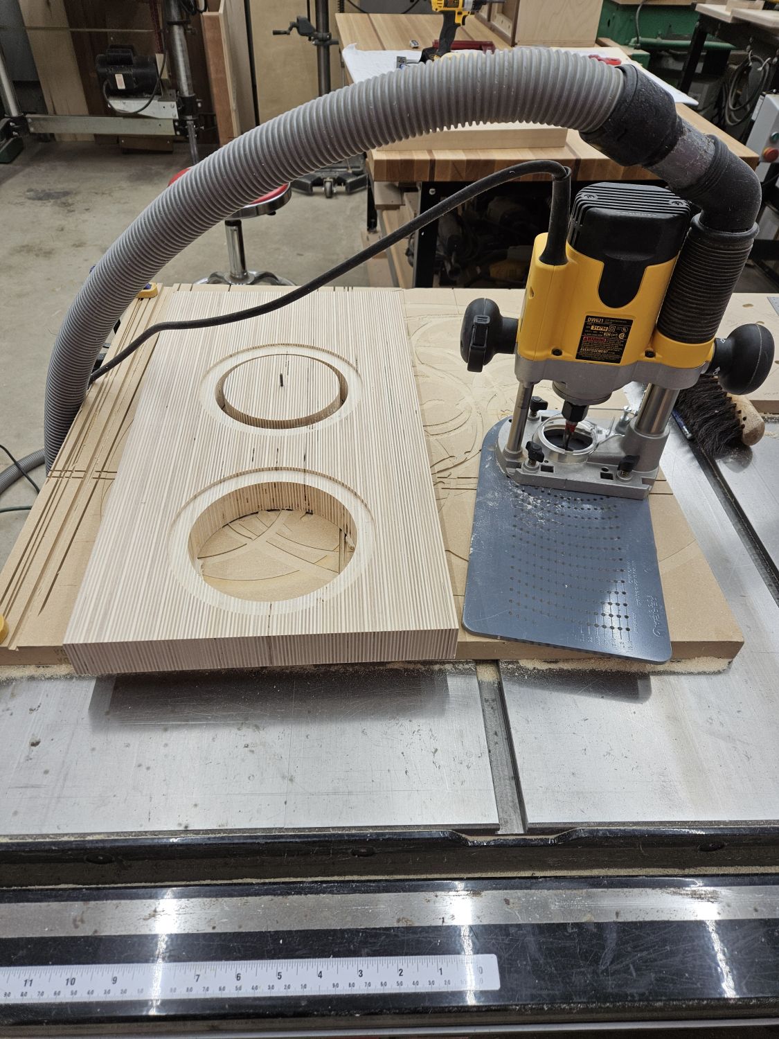 routeing out baffle for drivers.jpg