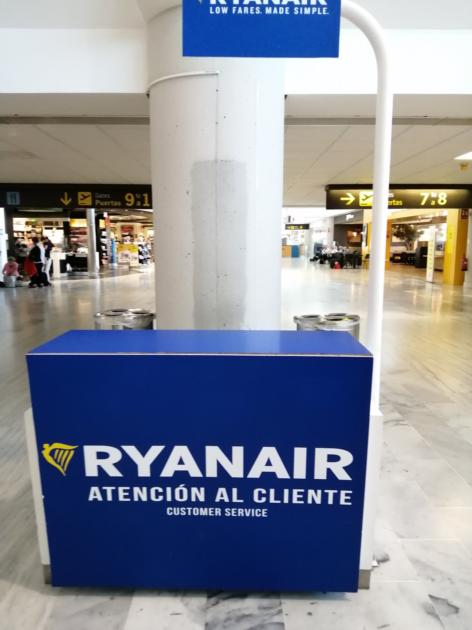 ryanair.jpg