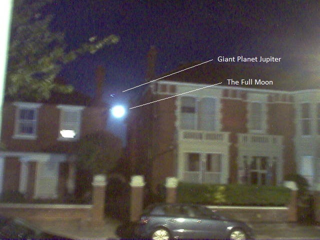 S7 Jupiter and the Moon align.jpg