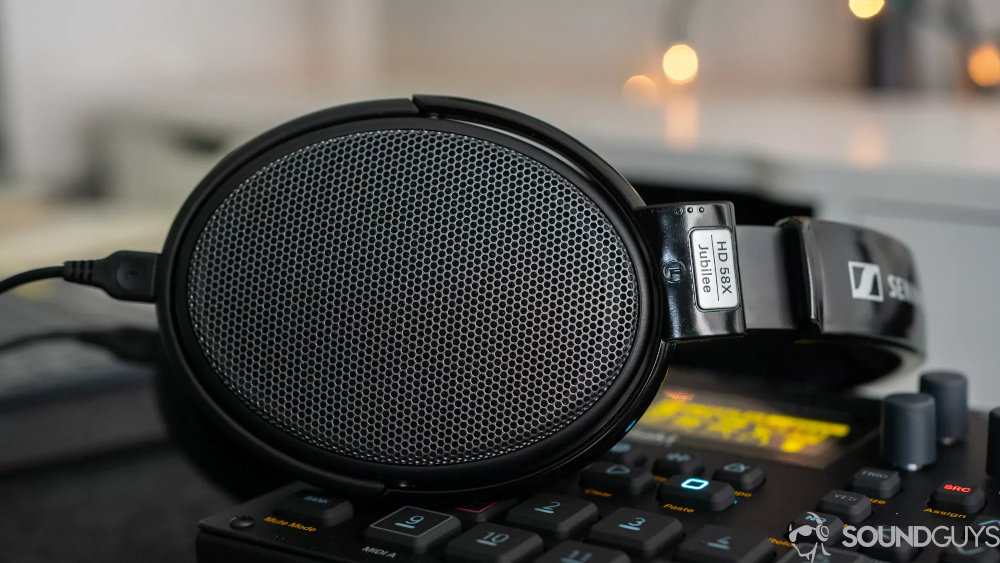 Sennheiser HD 58X.jpg