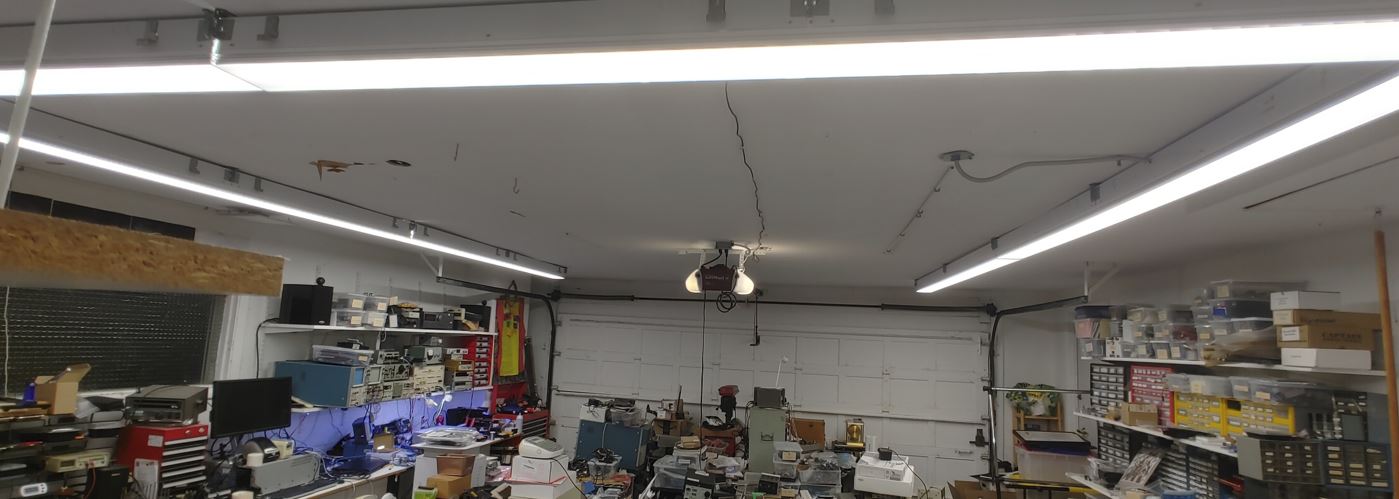shop light.JPG