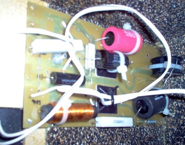 Sony E44 Crossover.jpg