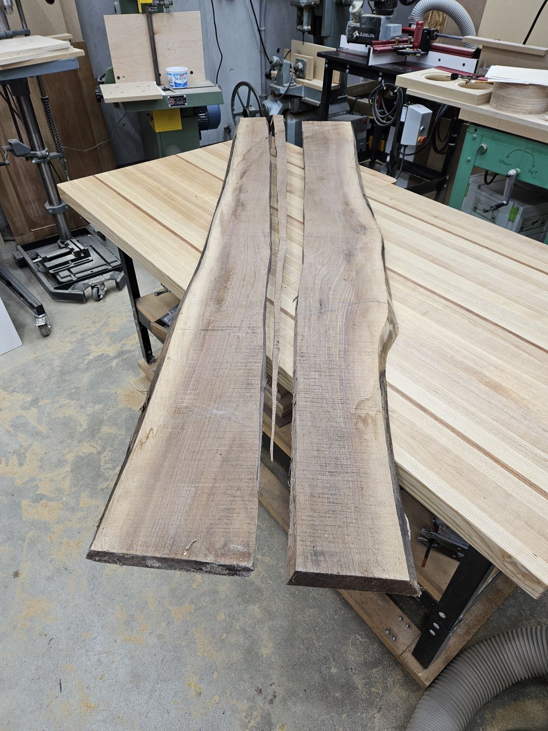 split walnut board.jpg