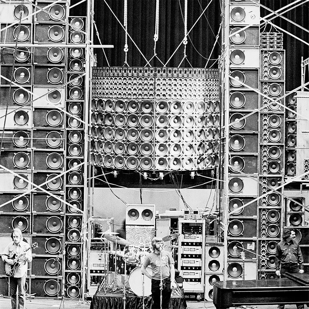 stage speakers.jpg