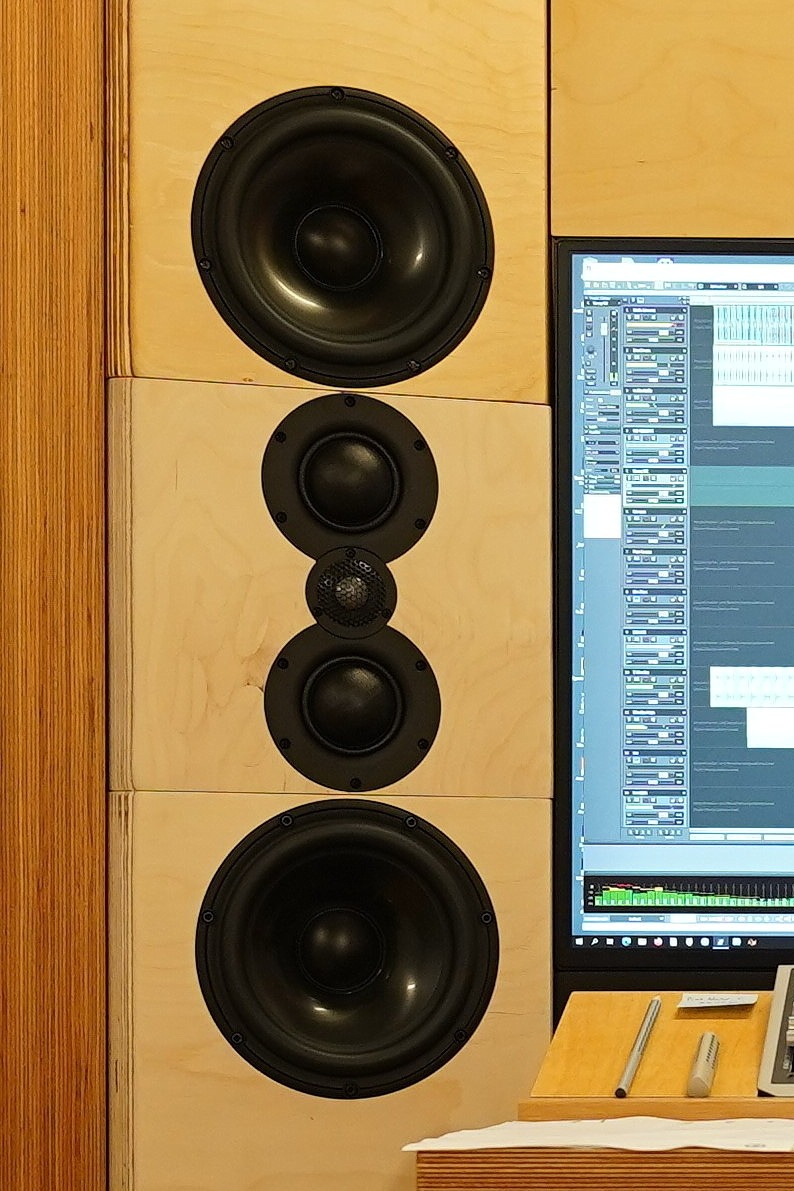 Studio2021-part.jpg