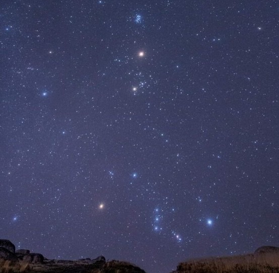 Taurus 2022 Aug 8 Mars.jpg
