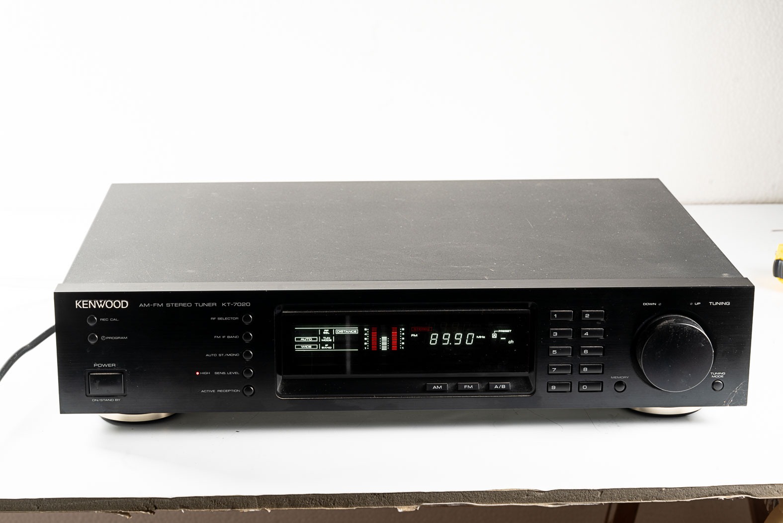 TC702784-2.jpg