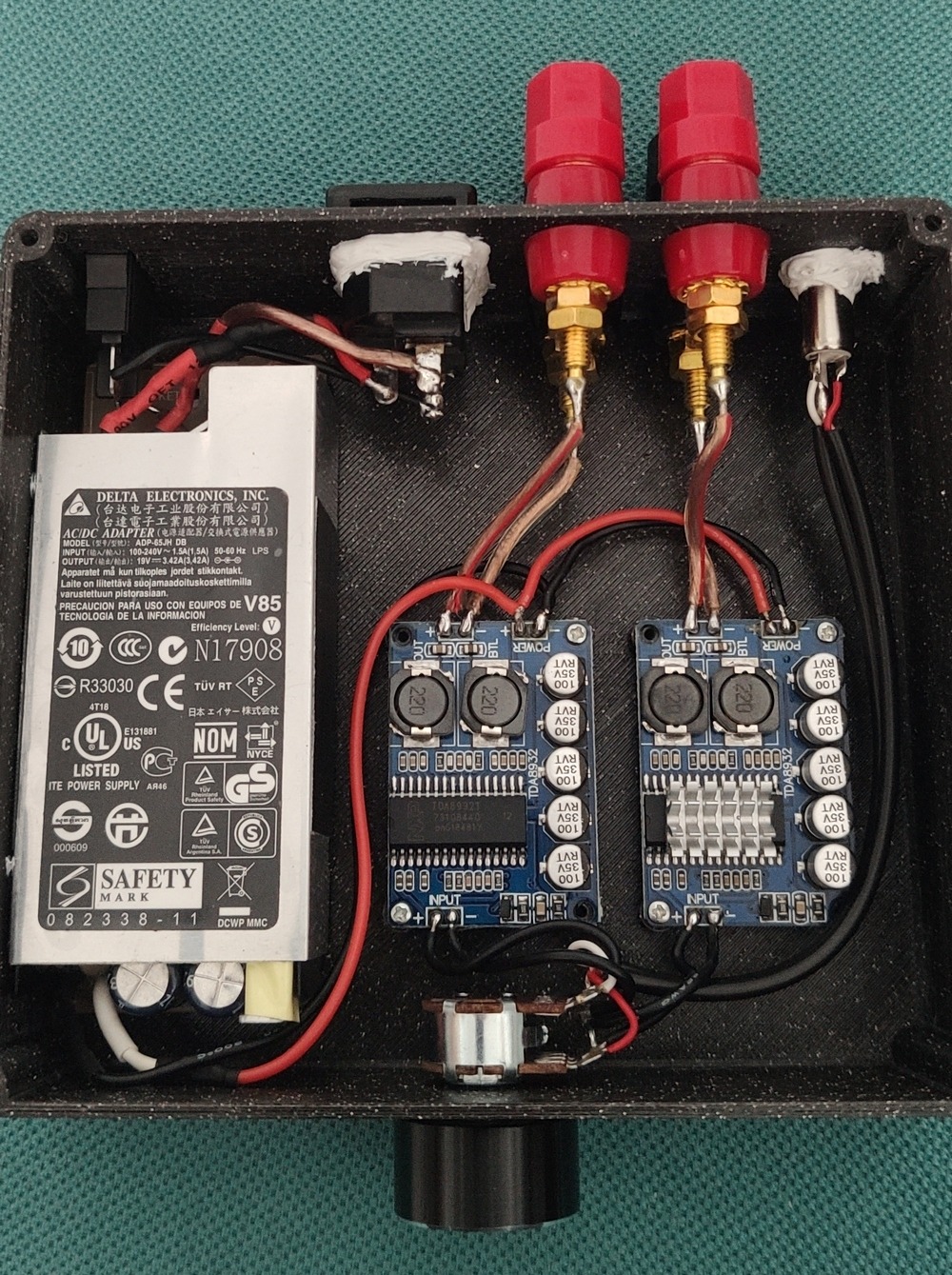 TDA8932 X2.jpg