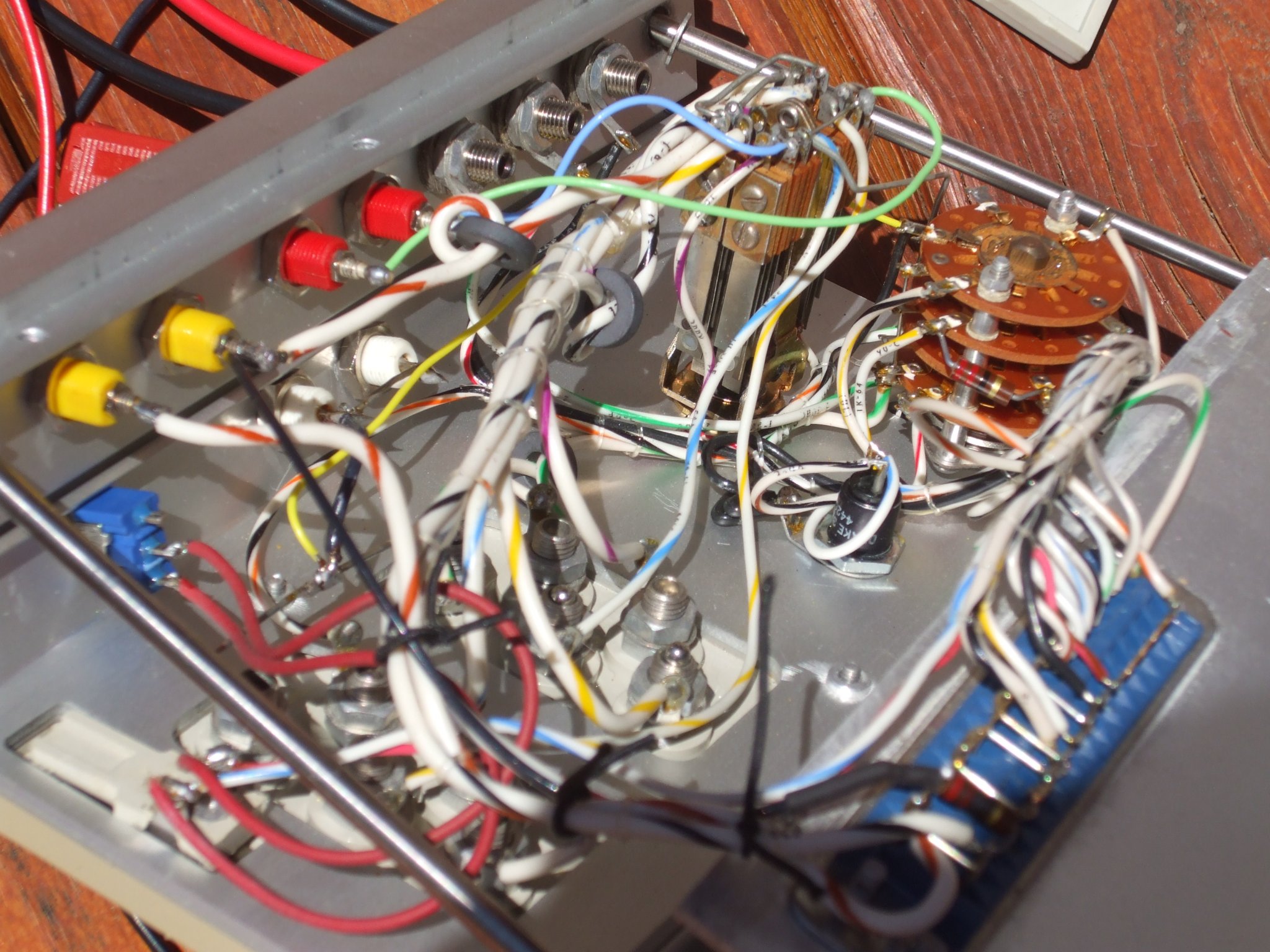 Tek576_box3.JPG