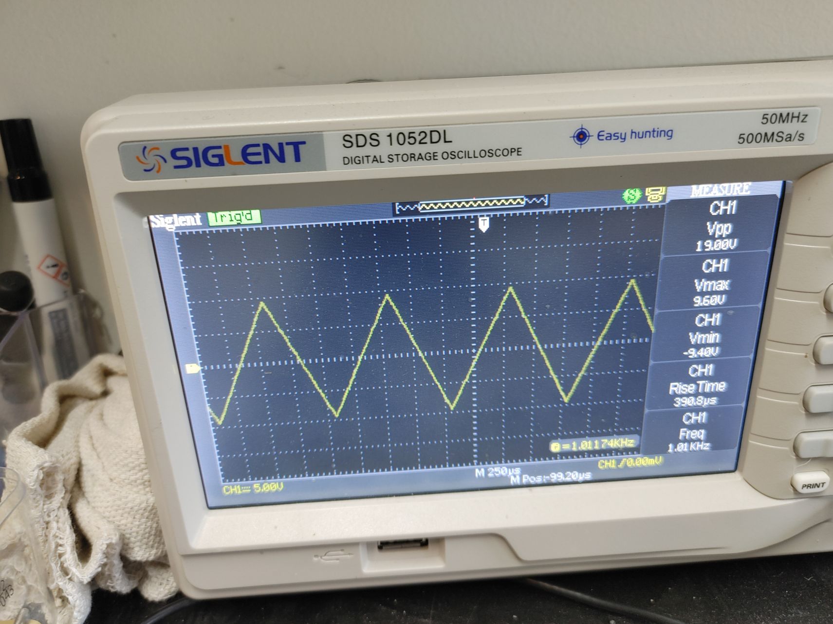 triangle_1khz.jpg