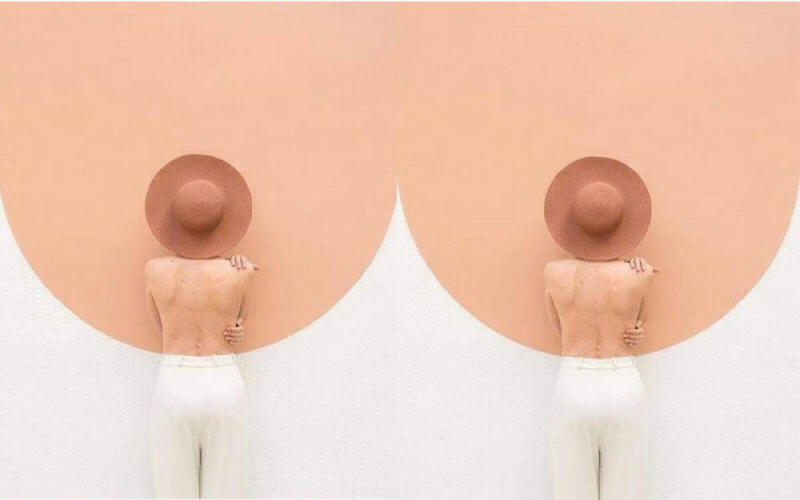 TwoWomenInHats.jpg