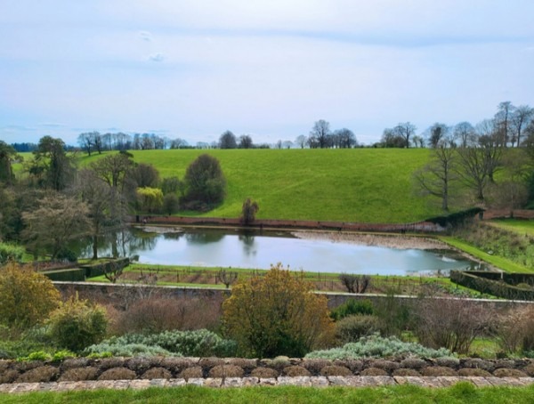 Upton House and Gardens Warwickshire.jpg