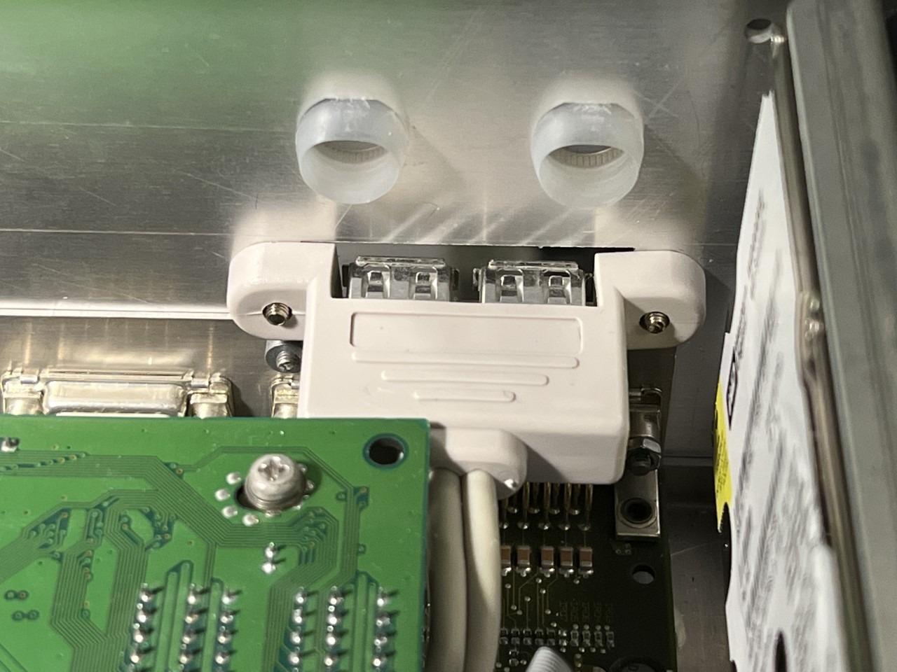 USB interior.jpg