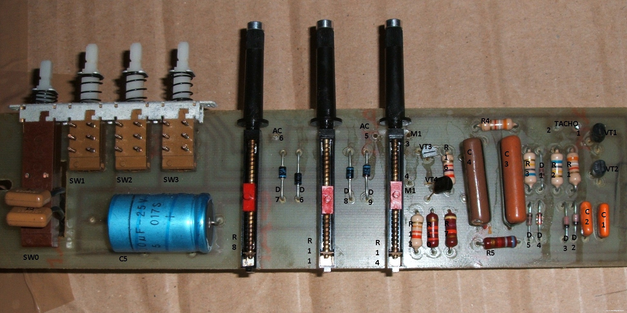 ve_fons_cq30_international_mkI_schematic_Page_2.jpg