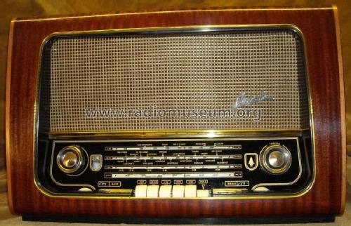 vhf64_2320373.jpg