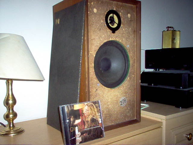 Wharfedale Super Linton Diana Krall.jpg