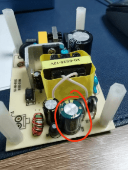 Xduoo-ta10r Capacitor.png