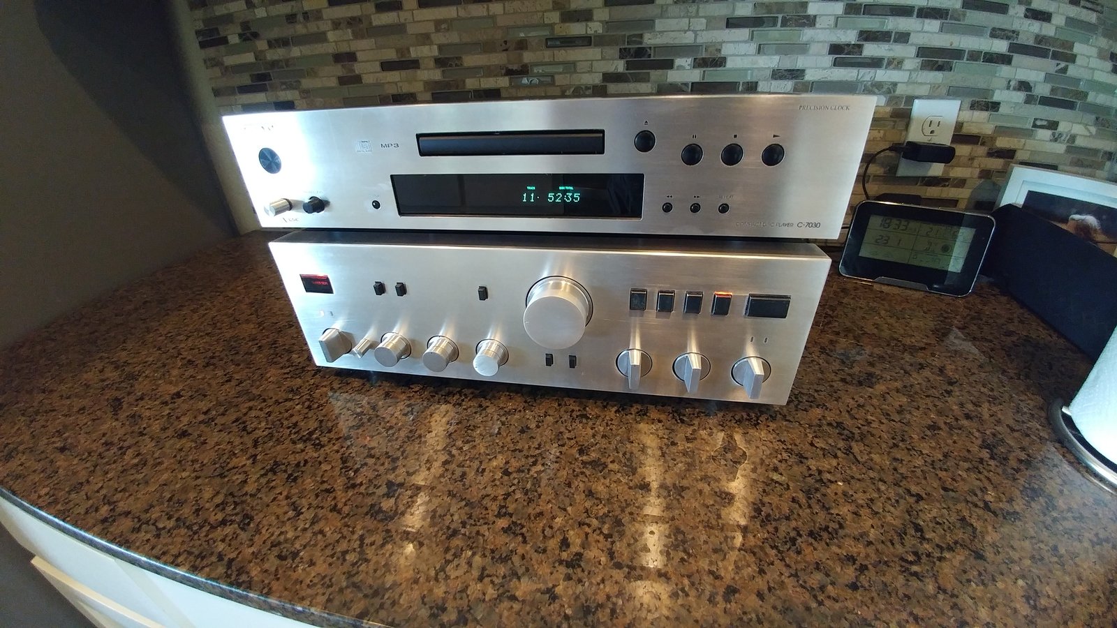 XS Onkyo A8017.jpg