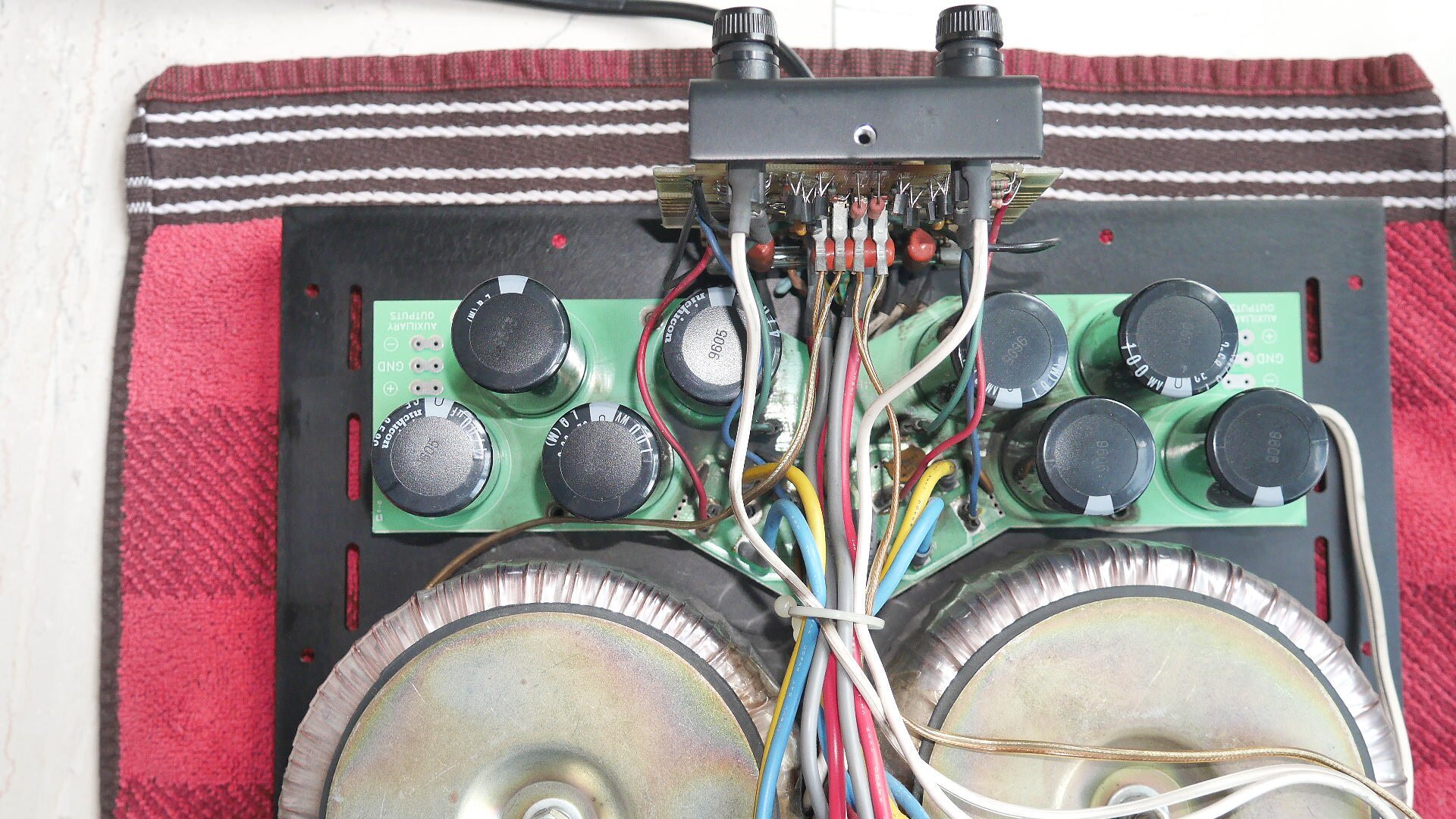 Z03  4M MB  PS Cap Board.jpg