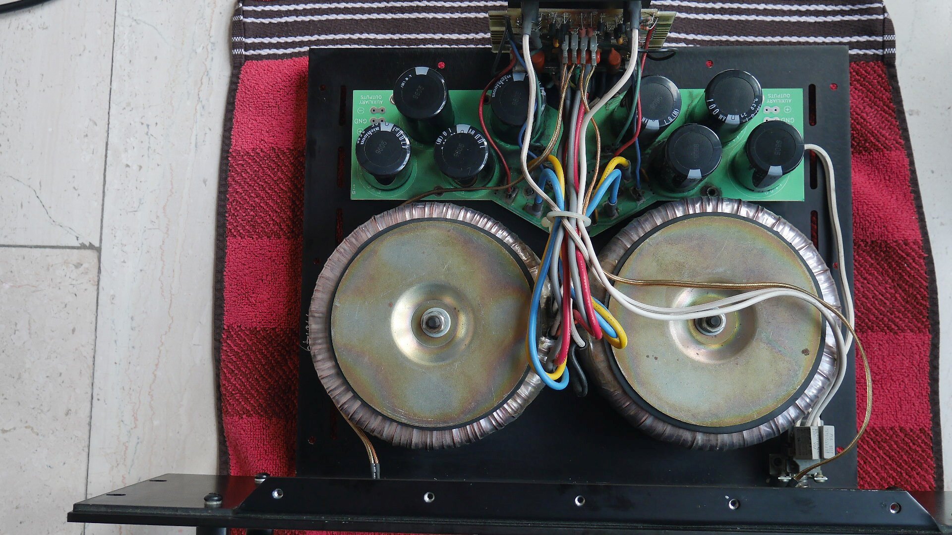 Z05  4B  MB  Toroids and PS Cap Board.jpg