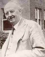 Peter-Lymburner-Robertson-e1454307969911-300x386.jpg