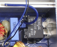p7020001b.gif