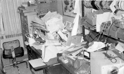 bob pease desk.jpg