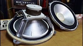 leak sandwich straight cones polystyrol duraluminium.jpg