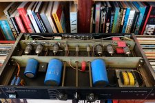 VTL The Ultimate Preamplifier-open.jpg