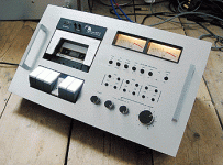 nakamichi600.gif