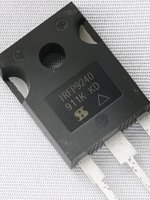IRFP9240 1 małe.jpg