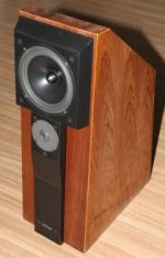 Roksan Ojan 3 bright surround-II.jpg