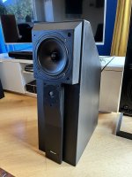 Roksan_OJAN_3-front-III.jpg