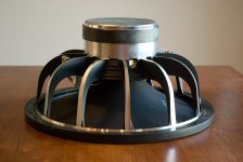 dipole15-magnet.jpg