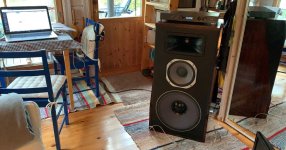 JBL SP2 etätyö.jpg