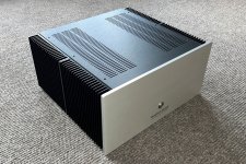 XA252_C09.jpg