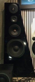 JBL250Ti_left.jpg JBL250Ti_left.jpg