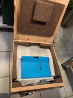 Einstein-The-Last-Record-Player package-IV.jpg