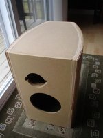 curved speaker 10 (medium).jpg