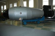 800px-tsar_bomba_revised.jpg