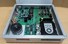 Krell_KAV-280cd-open-VI.jpg