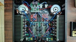 hitachi-amp-1.jpg
