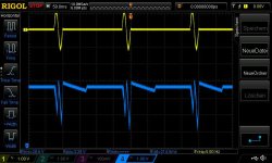 LRS150-24_40hz_4Routput_1Cycle_200msperiode_800mVrms input burst_originamp_2x1000uF_scope on a...jpg