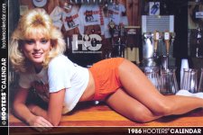 hooters 1986_02.jpg