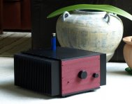 amp frontal2.jpg