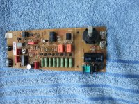 Thorens TD320 PCB 6646016 470µF 63V S+M LL.JPG