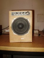 guitar amp.jpg