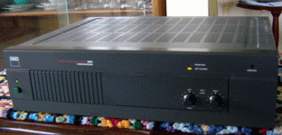 NAD-2600 front.gif