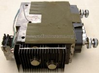 Delco DS 501 Car Radio 66CFMT2 heatsink.jpg